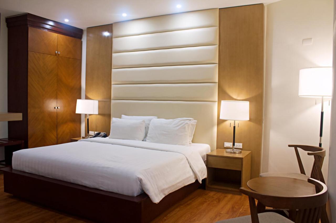 Citi Park Hotel Cebu Powered By Cocotel Εξωτερικό φωτογραφία