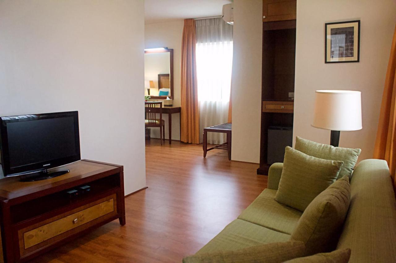Citi Park Hotel Cebu Powered By Cocotel Εξωτερικό φωτογραφία